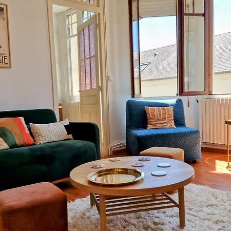 T2 Cosy Vue Montagne, Proches Adour, Thermes A 5 Min, Centre 3 Min, 1er Etage