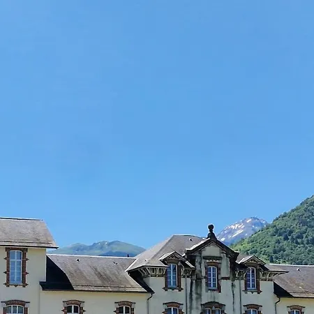 T2 Cosy Vue Montagne, Proches Adour, Thermes à 5 Min, Centre 3 Min, * Bagnères-de-Bigorre